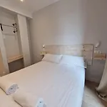 Gasthuis Beach Break Guesthouse - Self Check-In