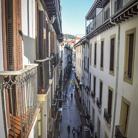 Break Гостьовий будинок Сан-Себастьян